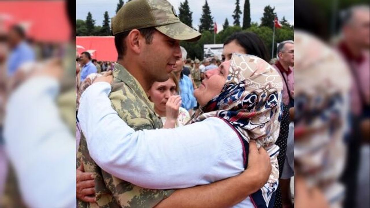 4 bin 510 askerin yemin töreninde harmandalı ve komando gösterisi