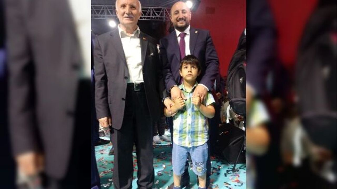 Baba ve oğuldan sonra torun Karayel: Milletvekili olacağım
