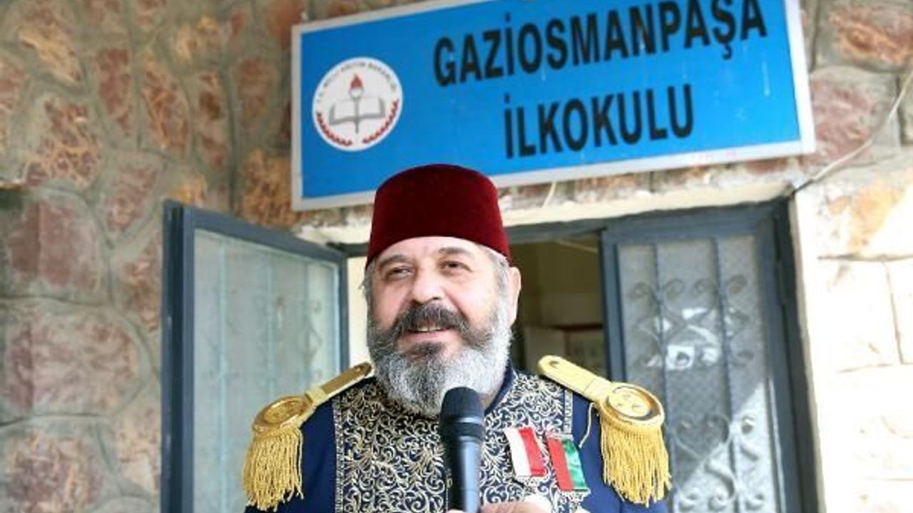 Oyuncu Aydın Siğalı, Gazi Osman Paşa'nın köyünü ziyaret etti