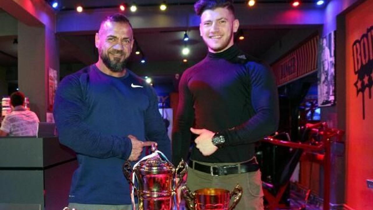 Batmanlı baba kainat şampiyonu, oğlu da 4'üncü oldu 