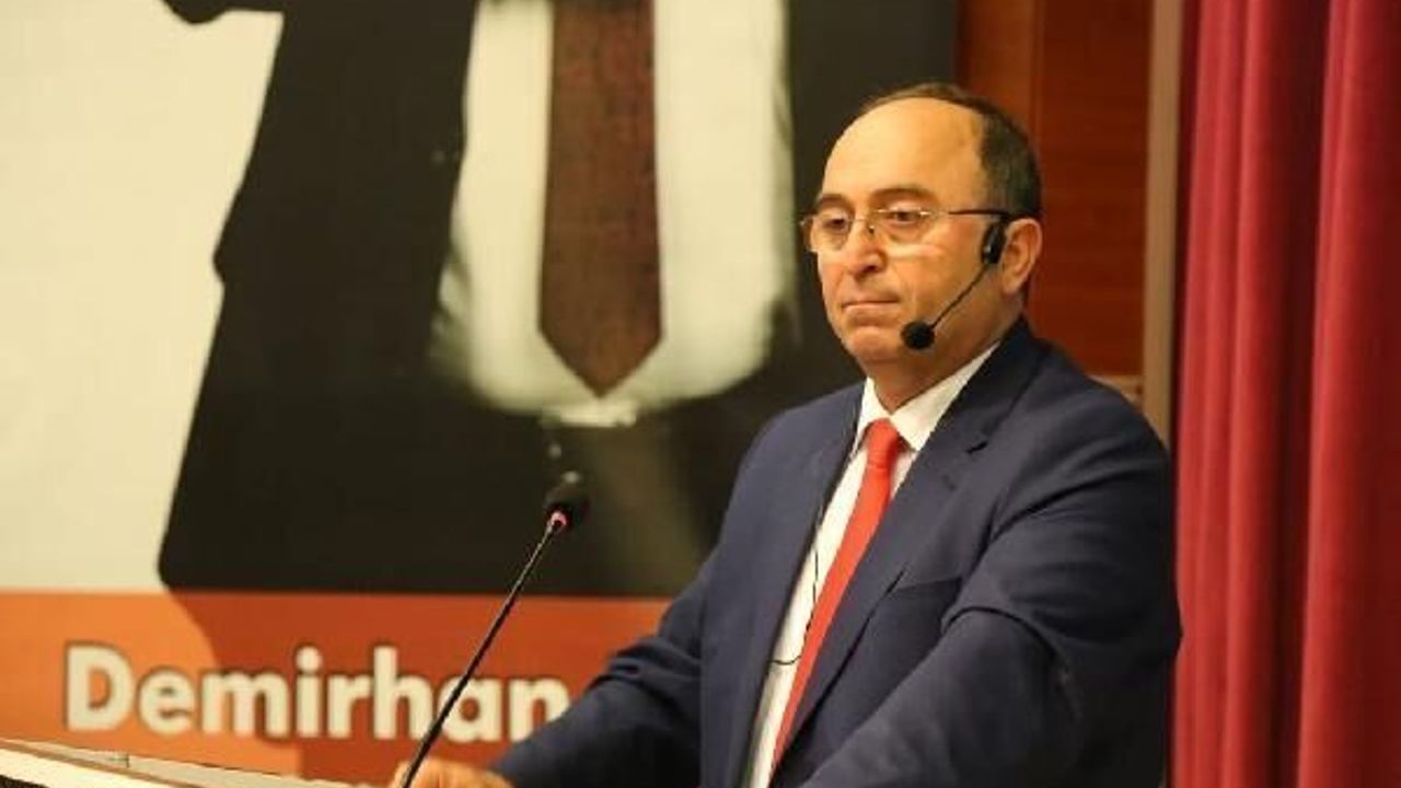 Artvin'de, Millet İttifakı adayı Demirhan Elçin kazandı