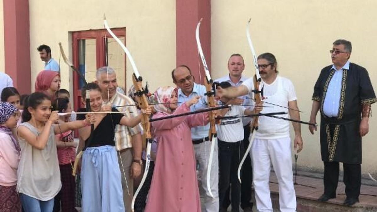 Ata sporu okçuluk Orhaneli'de yaşatılıyor
