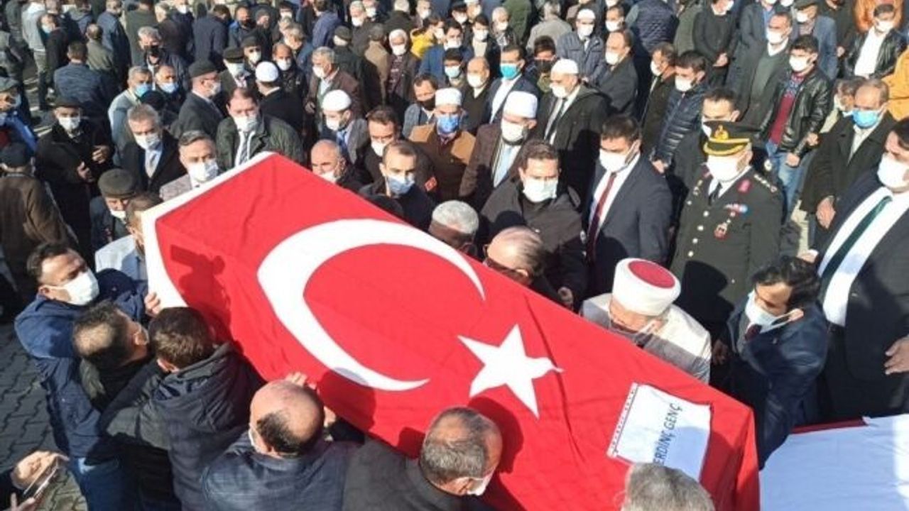 Somali’deki saldırıda yaşamını yitiren Erdinç Genç son yolculuğuna uğurlandı