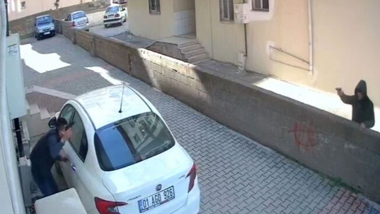 Film sahnesi değil, sokak ortasında kız yüzünden çatışma - Gazete Rize   Rize Haber  Son Dakika Rize Haberleri