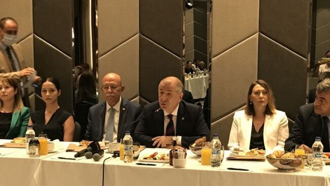 Ayyıldız Hareketi Lideri Ümit Özdağ: “Ayyıldız Hareketi kararsız seçmeni kararlı hale getirecek partidir”