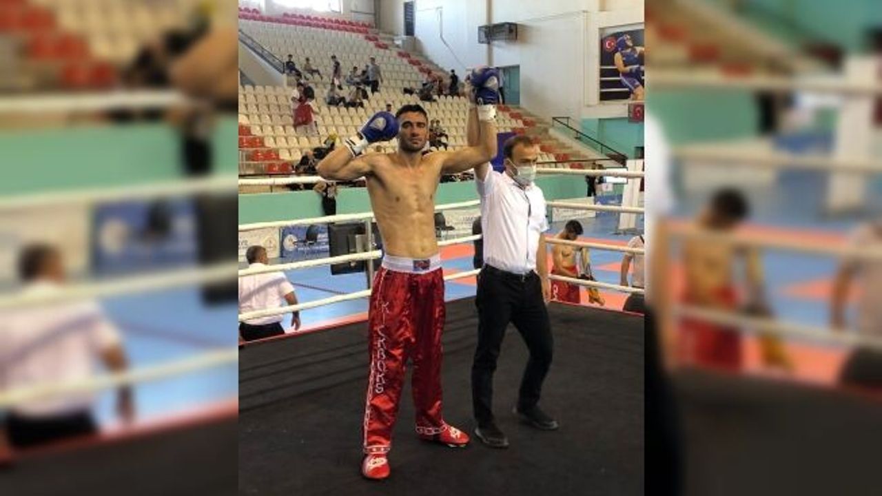 Bartın Üniversitesi öğrencisi Burak Ünal, Türkiye ikincisi oldu