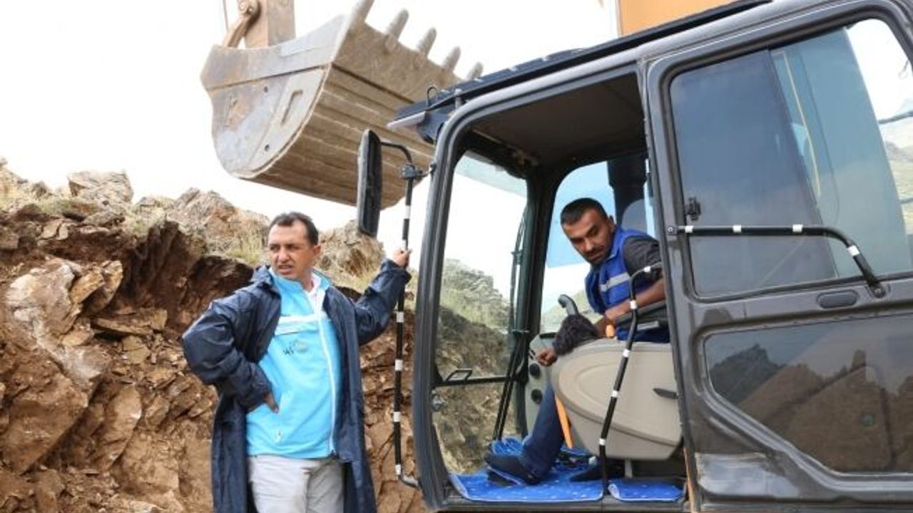 VASKİ Genel Müdürü Kaplan, İspiris Dağı’ndaki çalışmaları yerinde inceledi