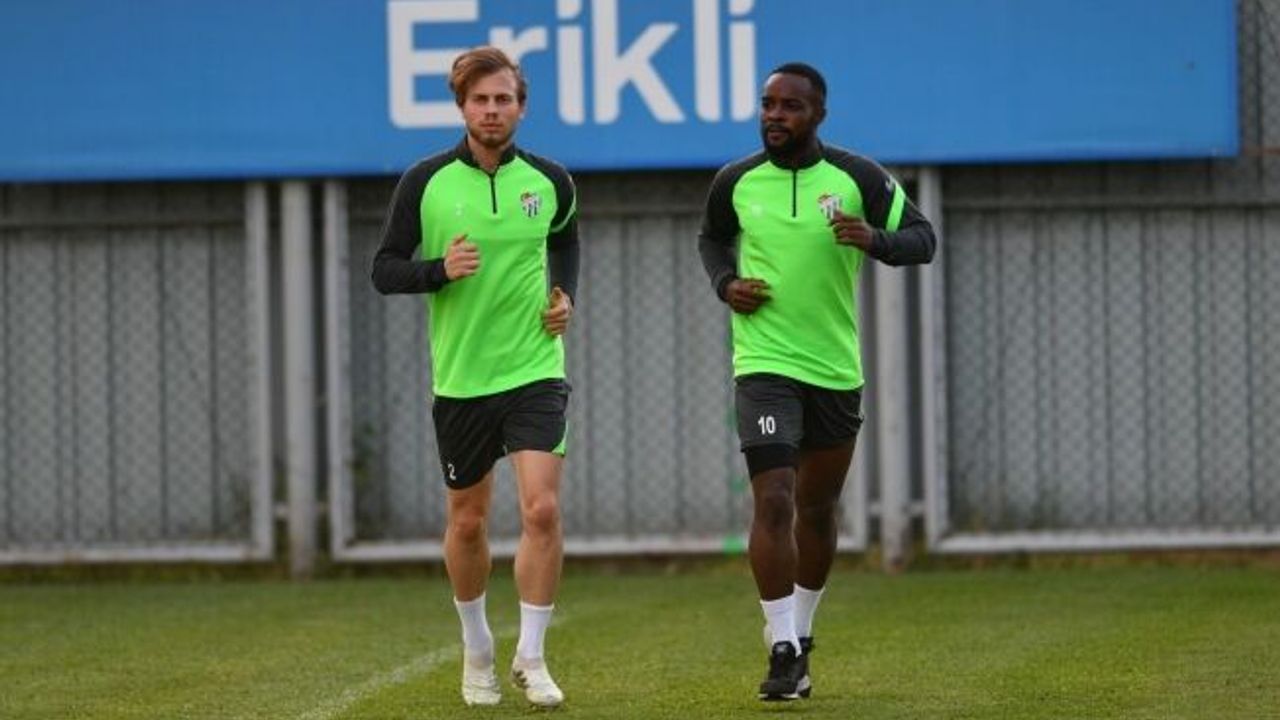 Bursaspor’da İsmail Çokçalış ve Reagy Ofosu takımdan ayrı çalıştı