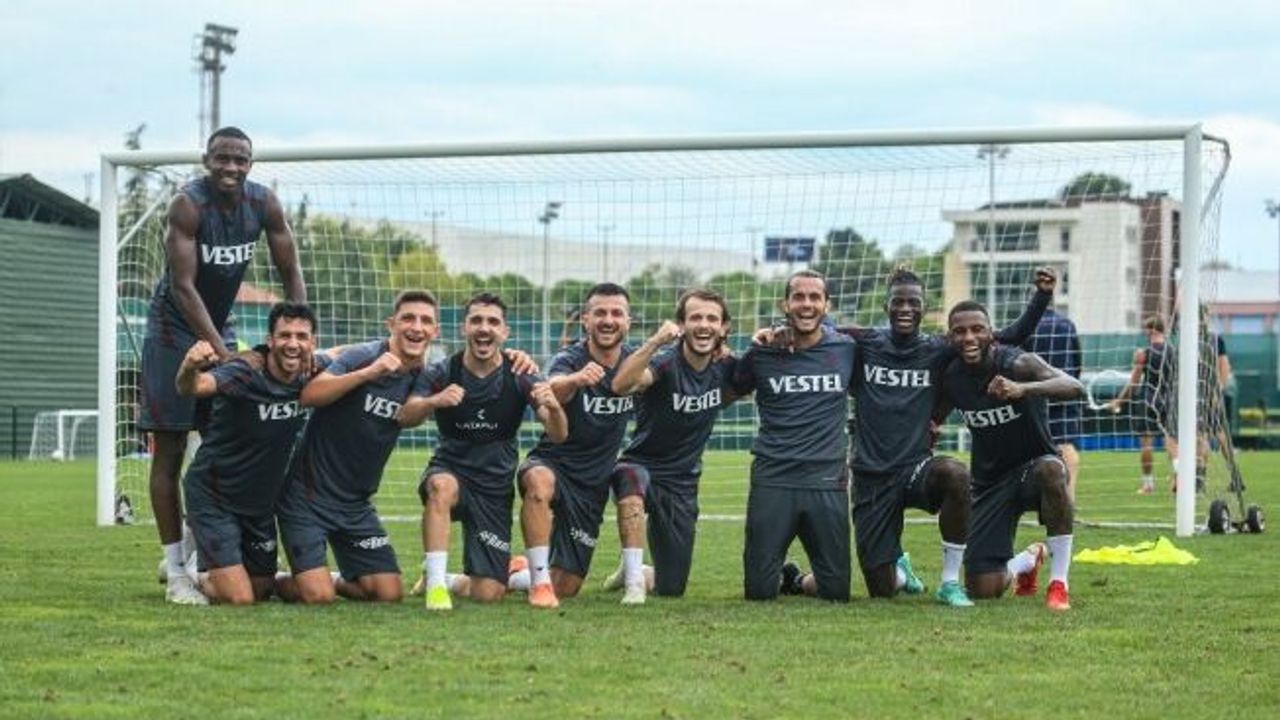 Trabzonspor’un 28 kişilik kadrosu 15’i yerli, 13’ü yabancıdan oluştu