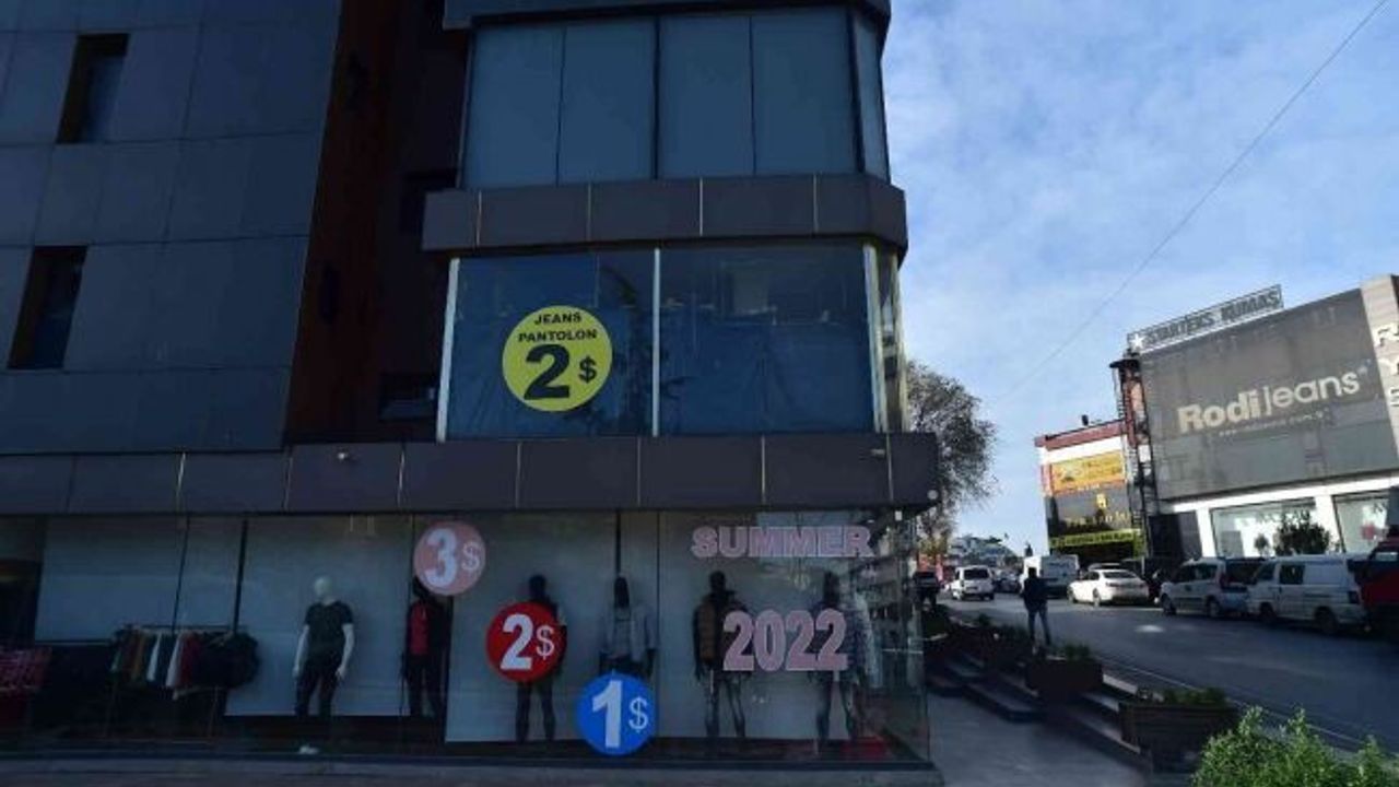 Merter tekstil piyasasında etiketler dolara dönüştü