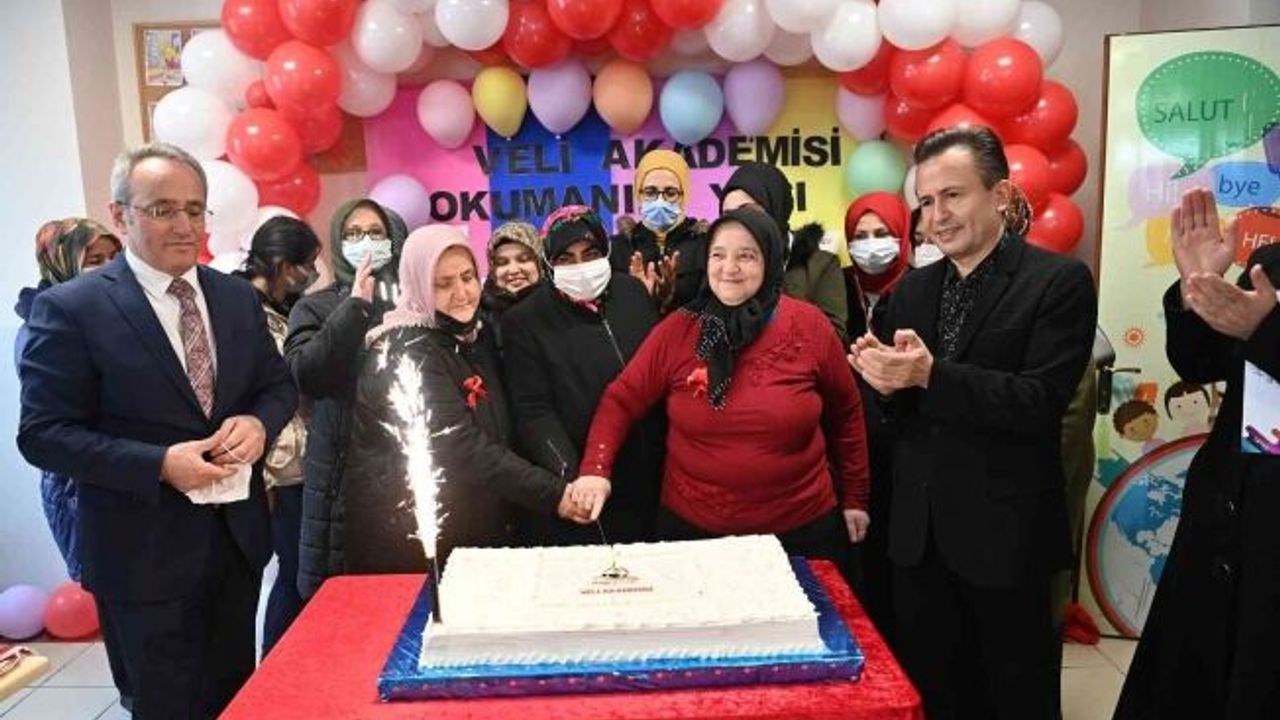 70 yaşındaki Havva Bulut’un büyük okuma azmi ve mutluluğu