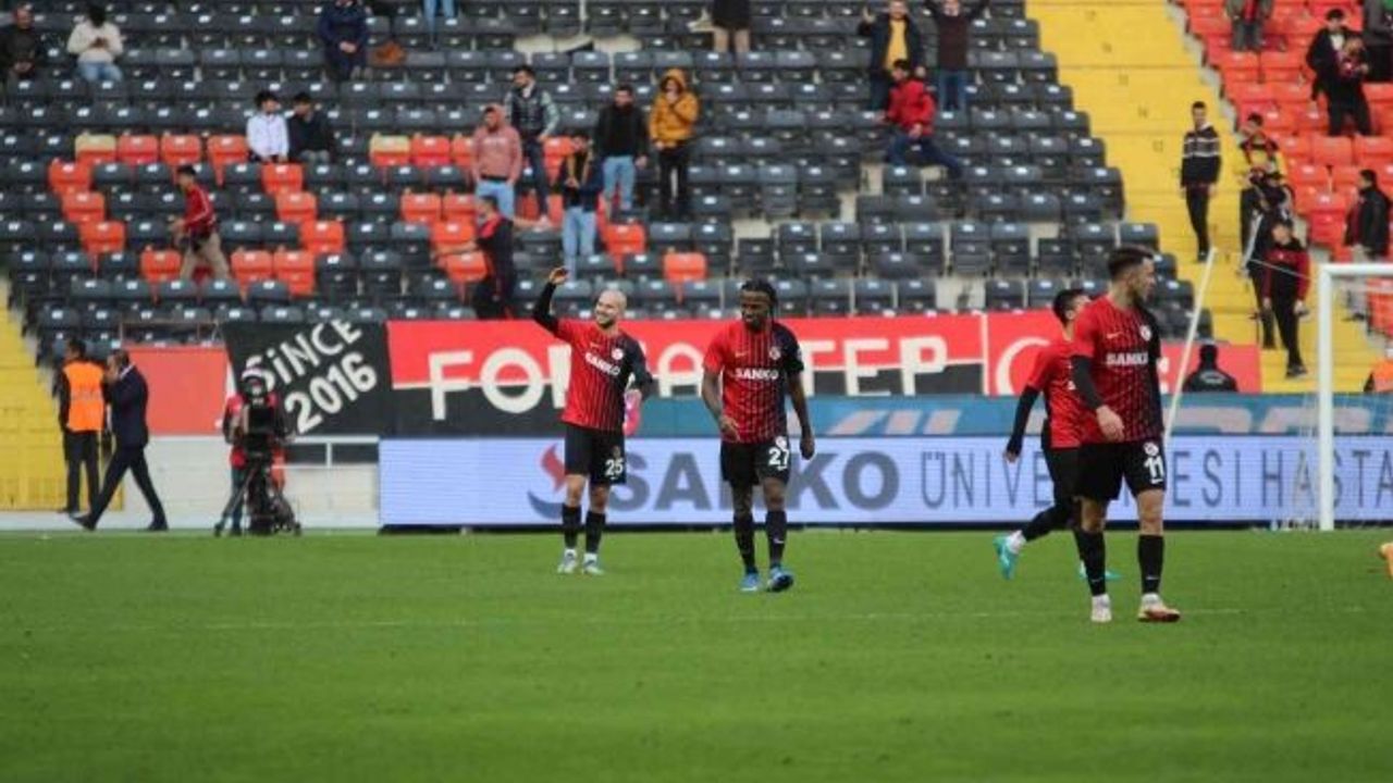 Spor Toto Süper Lig: Gaziantep FK: 3 - Fatih Karagümrük: 1 (Maç sonucu)