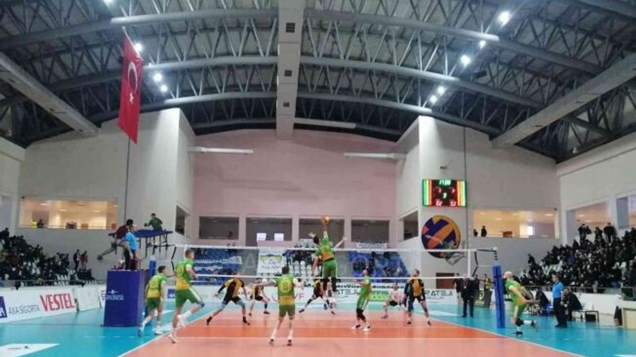 Efeler Ligi: Bingöl Solhan Spor: 3 - Sorgun Belediyespor: 1