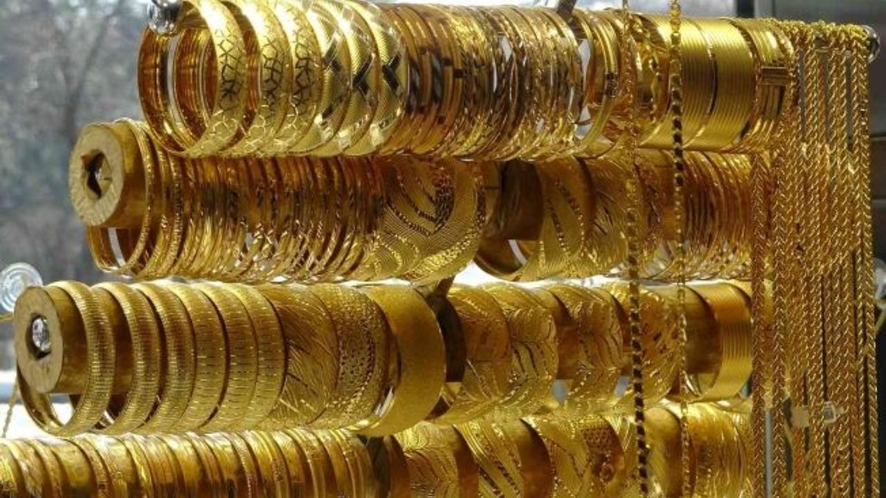 Kuyumculardan sahte altın uyarısı: "Tanıdık kuyumculardan altın alın"