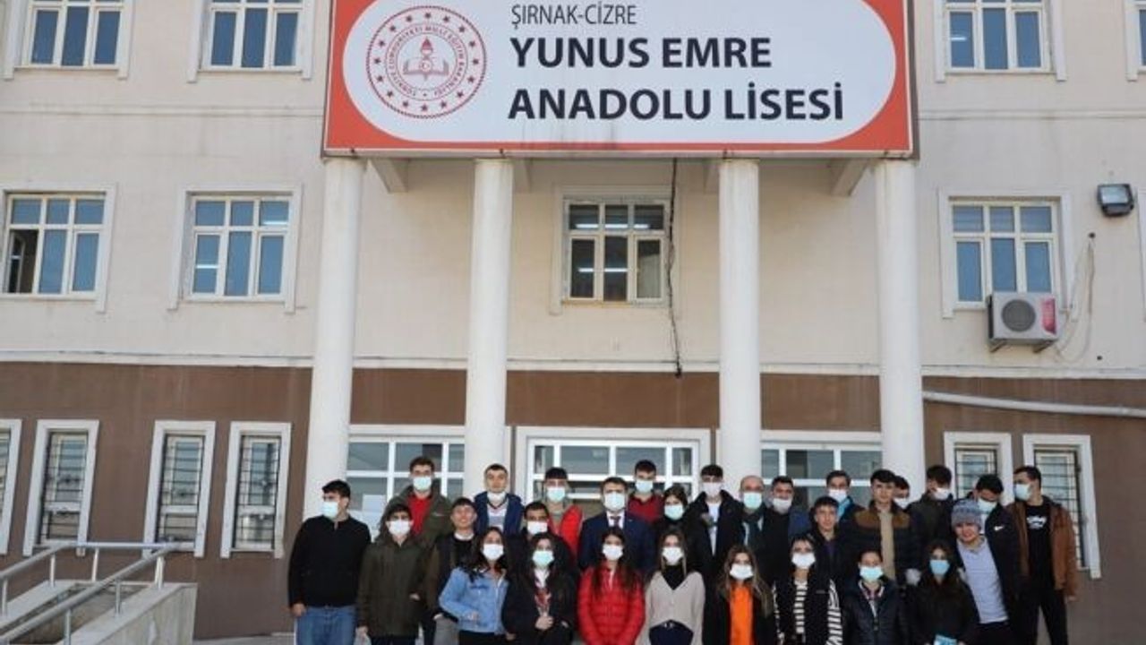 Yarıyıl tatili bitti, Kaymakam Tunç, öğrencilerle bir araya geldi