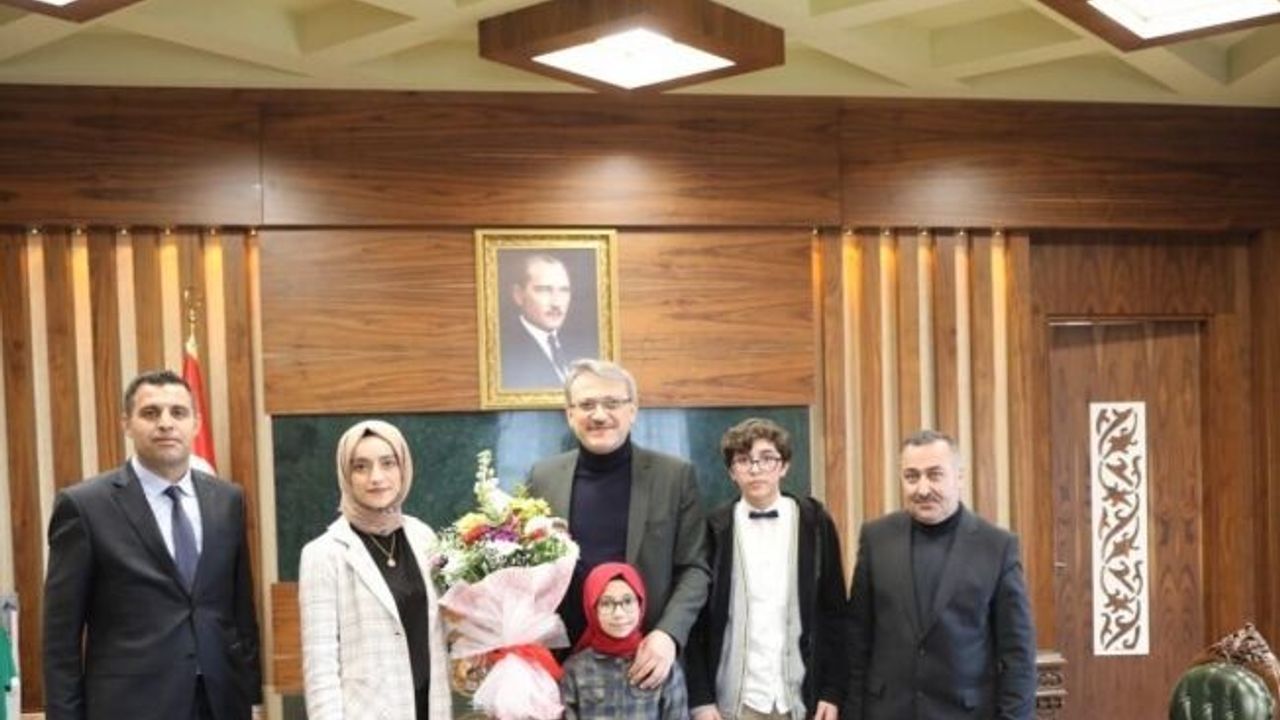 Bingöl Valisi Kadir Ekinci, “Gelişmişliğin esas kriteri bilgi ve kültür seviyesidir”