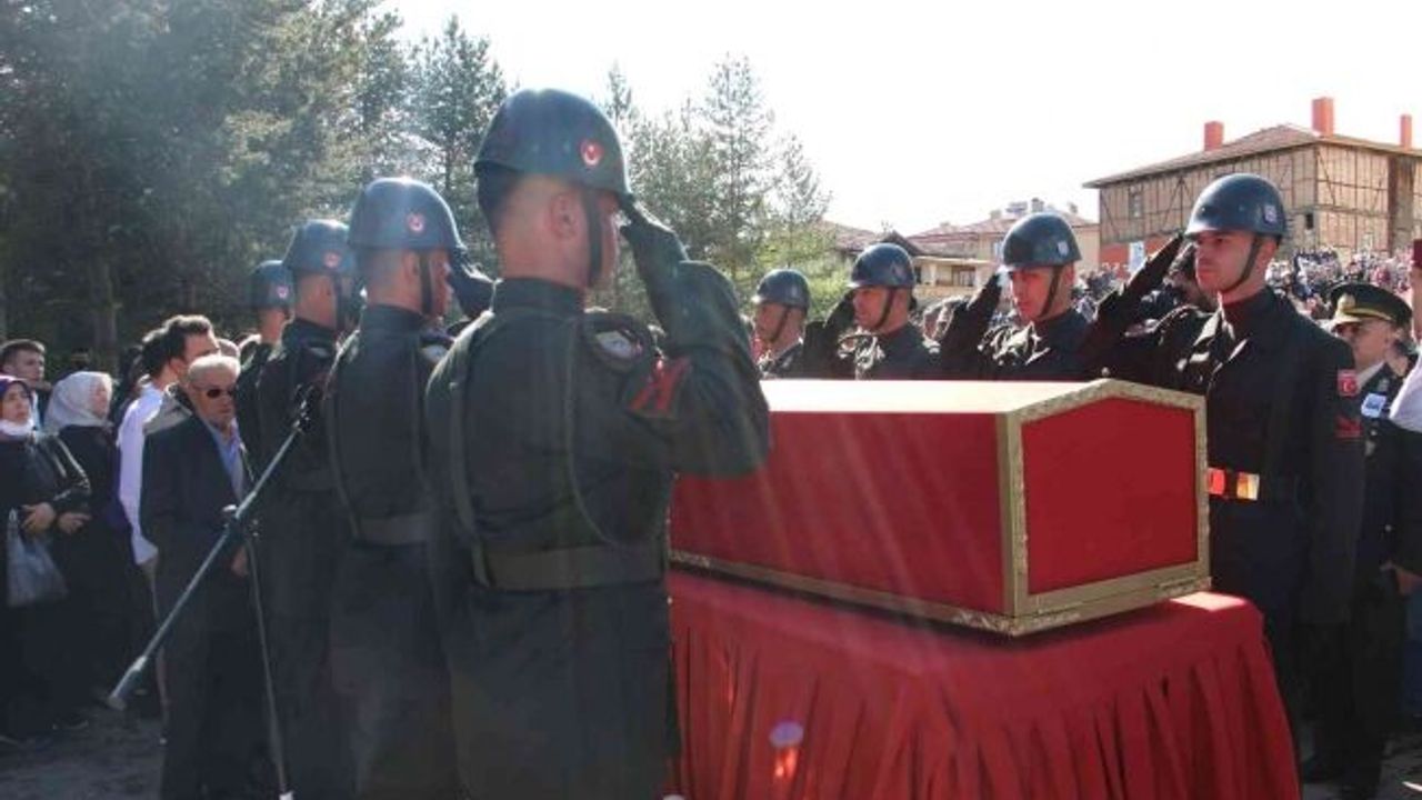 Pençe-Kilit Operasyonu şehidi Onur Doğan son yolculuğuna uğurlandı