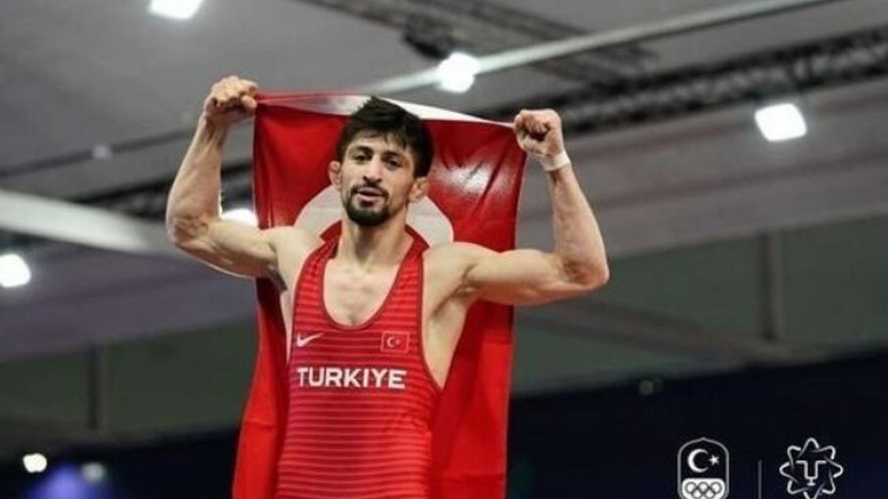 BAÜN’lü sporcu Kerem Kamal’dan Akdeniz oyunlarında altın madalya