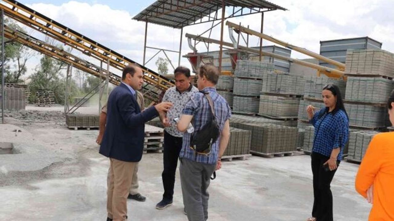 Gevaş Belediye Başkanı Murat Sezer; “Gevaş hak ettiği değere kavuşacak”