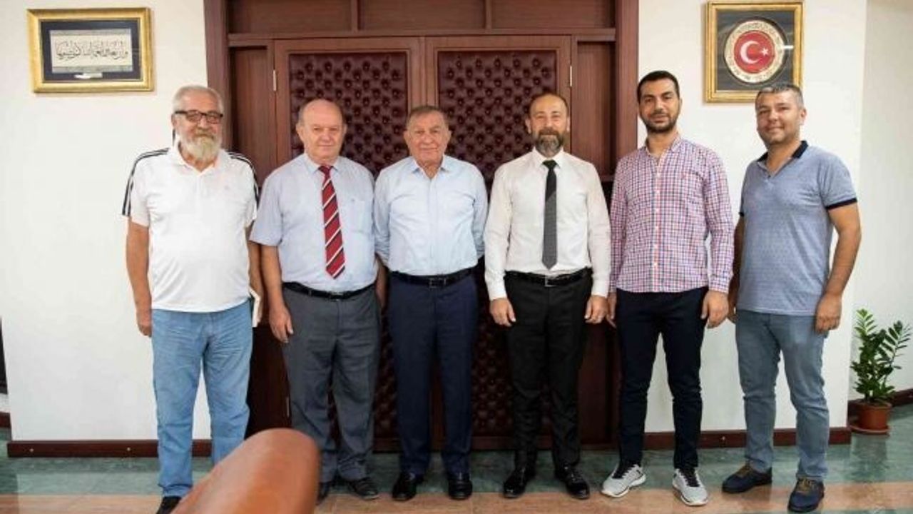 Akay: "Adana Medya Dünyasının Antolojisi kalıcı bir eser"