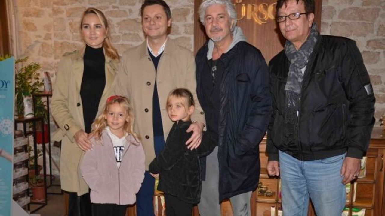 Uygur Kardeşler: “Pandemide sahneleri çok özlemişiz, tüm oyunlarımız dolu geçiyor”