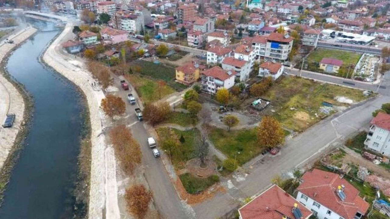 Yüzde 50’si tamamlanan ’Kanal Turhal’ projesi havadan görüntülendi