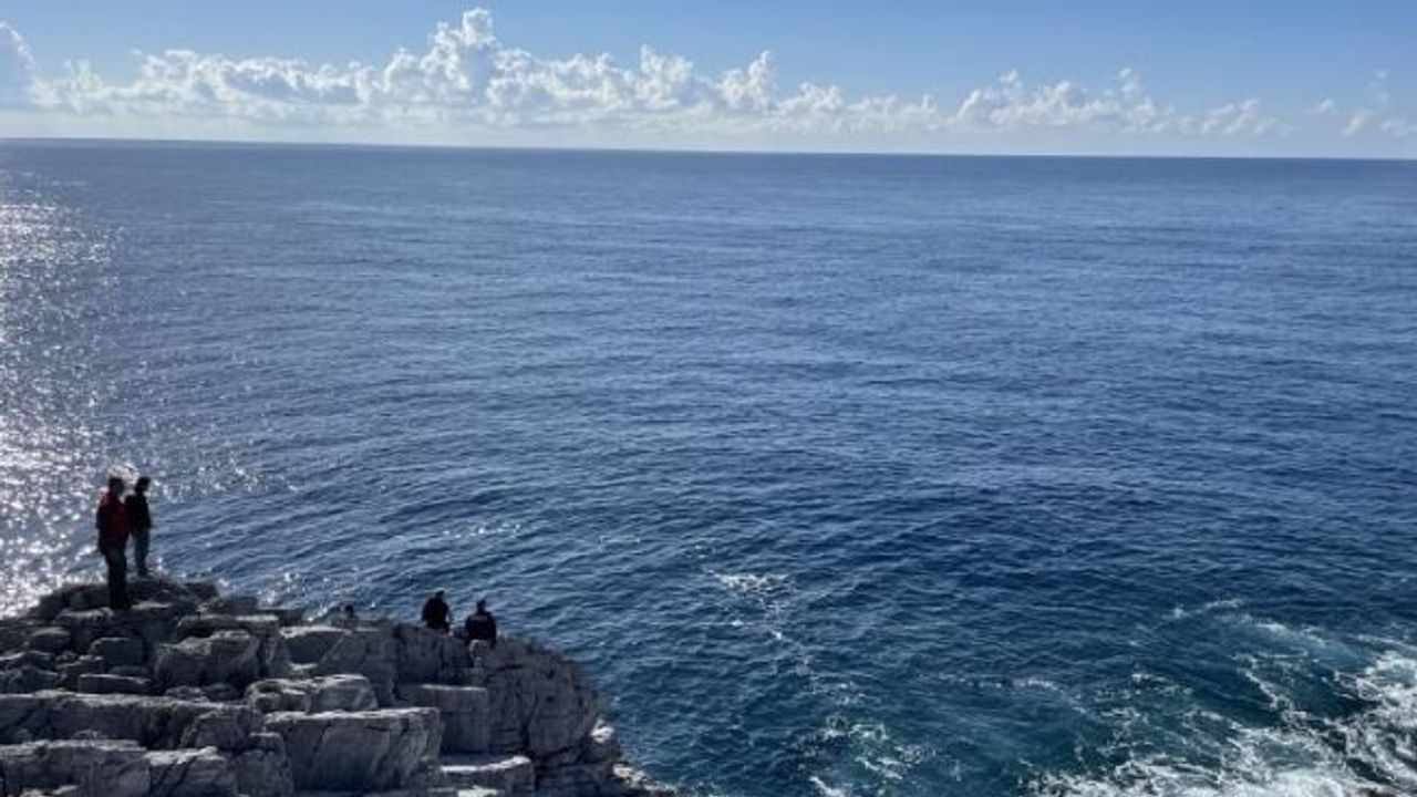 Antalya’da dalgıçlar kayıp Sedanur’u bulmak için denizde yeniden çalışma başlattı