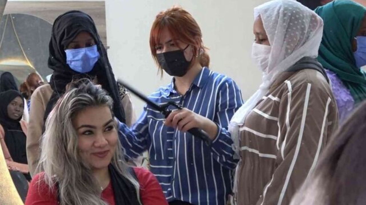 İlk kez ülkelerinden ayrılan Çadlı kadınlar Türkiye’de meslek öğreniyor
