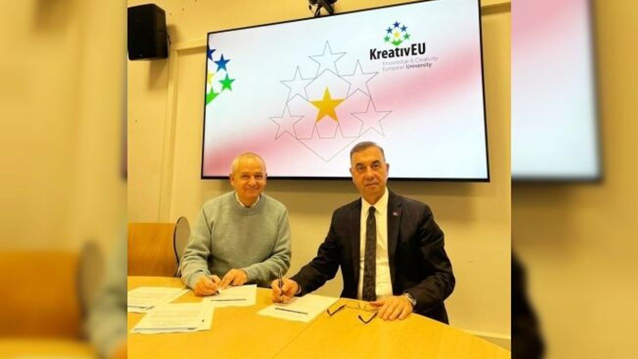Rektör Tümay, Fransa’da KreativEU proje toplantısına katıldı