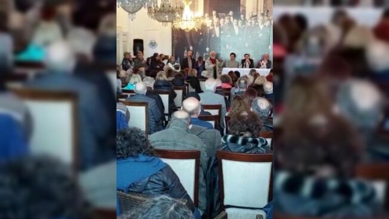 CHP’li eski yönetici Aydın: “İğneyi önce kendimize batırmalıyız”