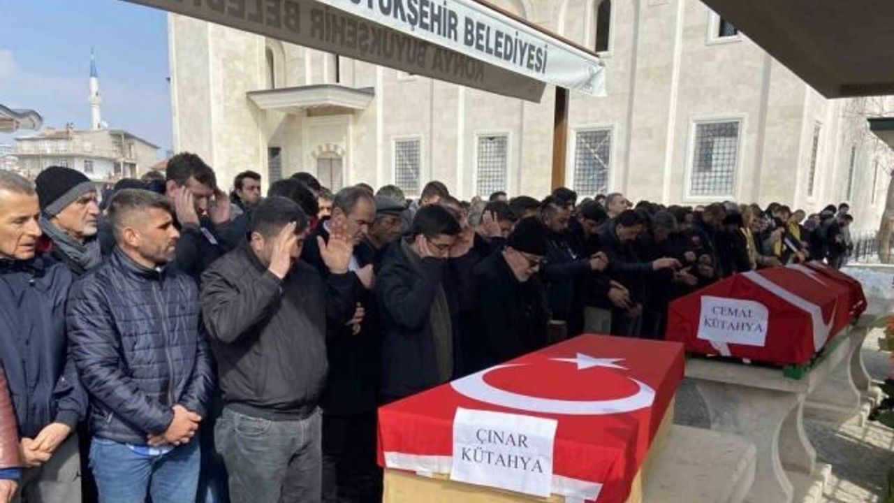 Depremde hayatını kaybeden Cemal Kütahya ve oğlu Çınar’a acı veda