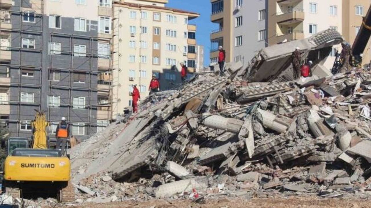 Emre apartmanında 72 saat sonra umutlar yeniden yeşerdi