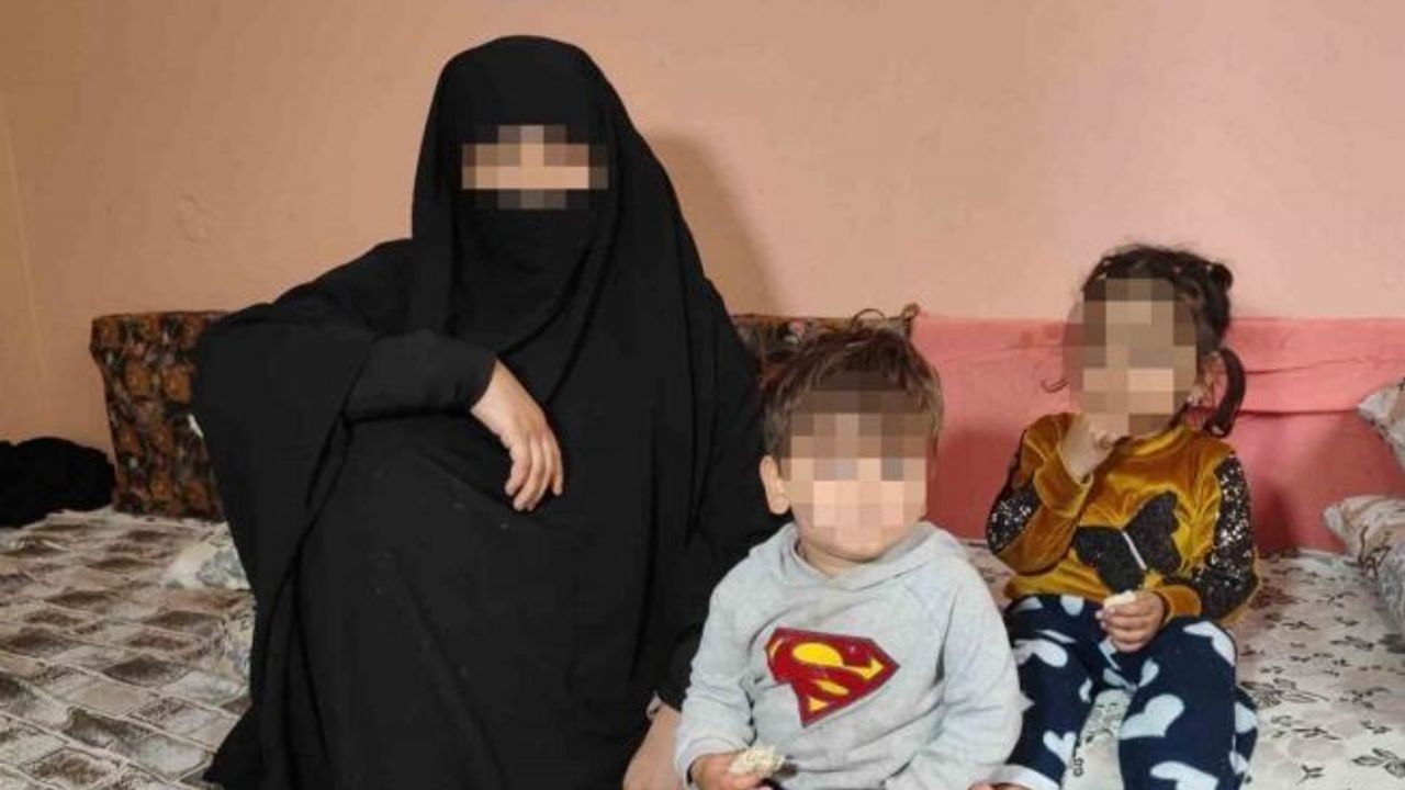 16 yaşında evlendi, iki çocuğuyla eşi tarafından terk edildi