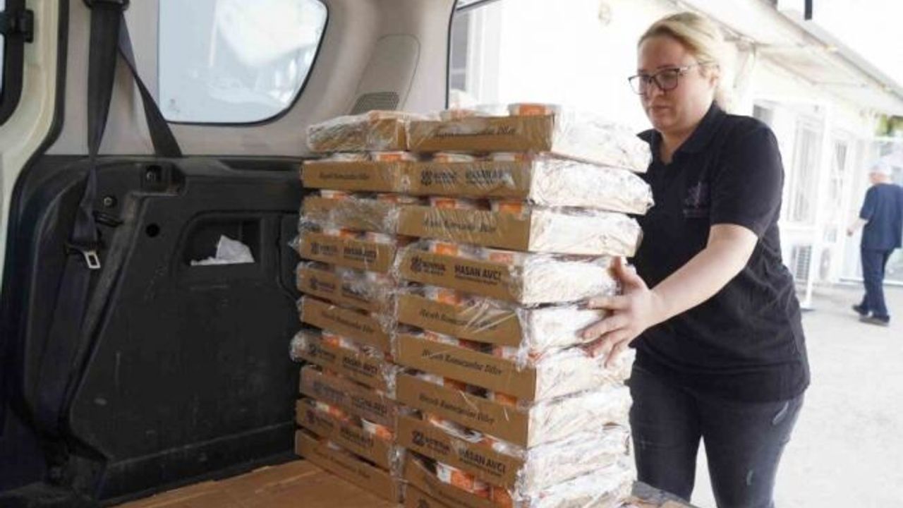 Altıeylül evde iftar hizmeti 8. yılında da devam ediyor