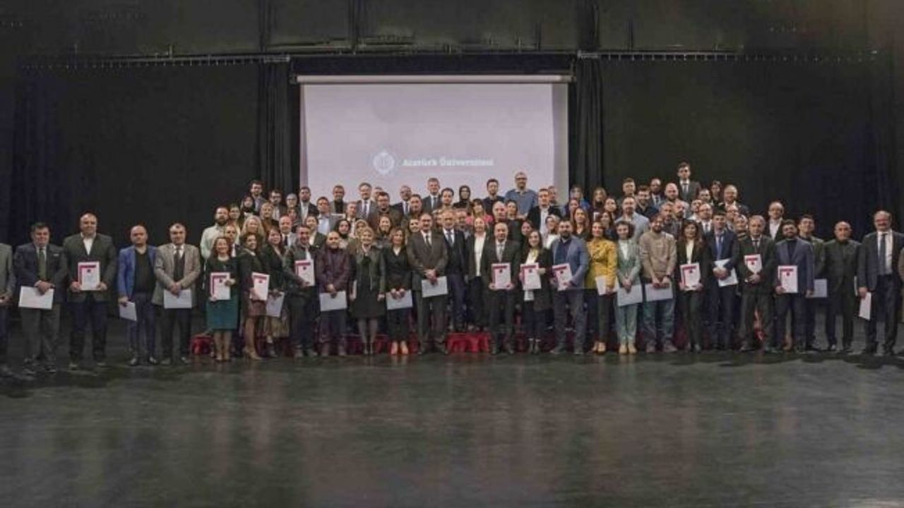 Atatürk Üniversitesinde 2022 fikri mülkiyet başvurusu teşvik ödül töreni düzenlendi