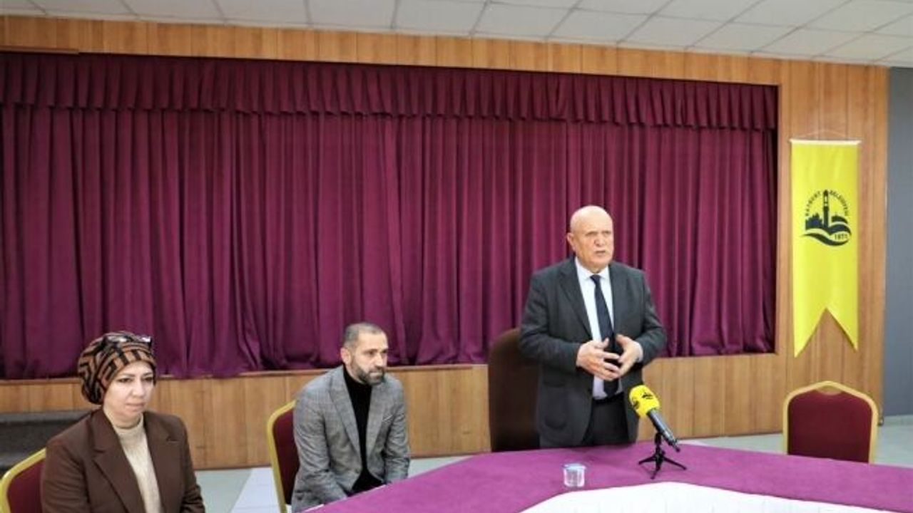 Bayburt Belediyesi ve Çalhanoğlu ailesi işbirliğiyle depremzedelere nakdi yardım