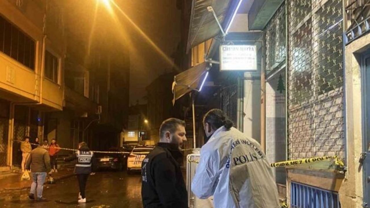 Beyoğlu’nda derneğe silahlı saldırı: 1’i ağır 3 yaralı