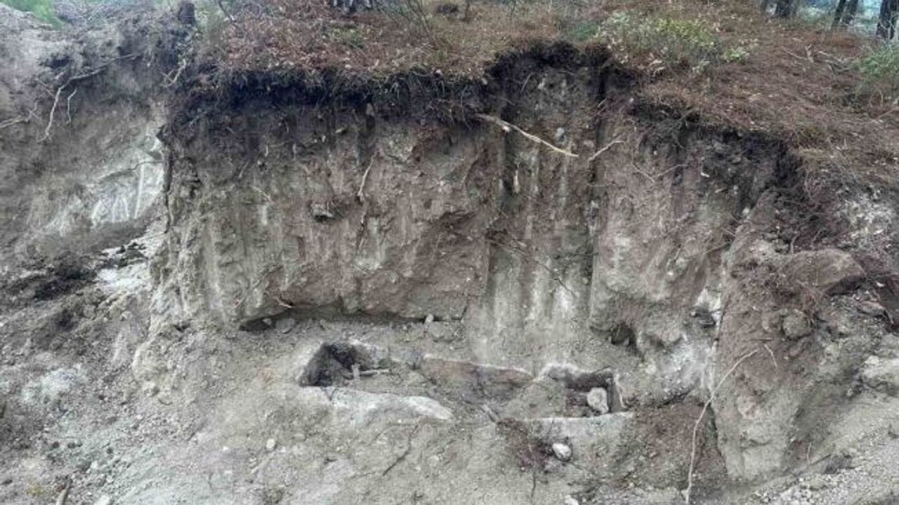 Kepçeyle yapılan kaçak kazıda 6 şüpheli suçüstü yakalandı