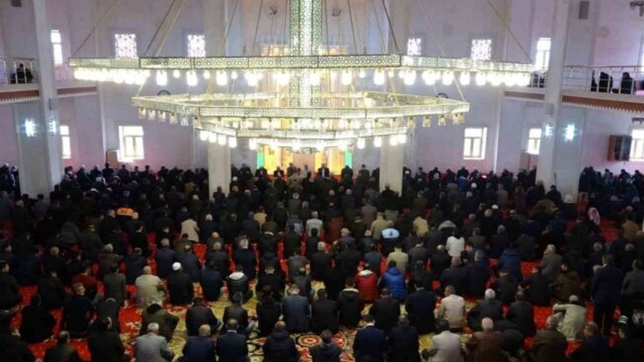 Mardin’de 18 Mart şehitleri için mevlit programı düzenlendi