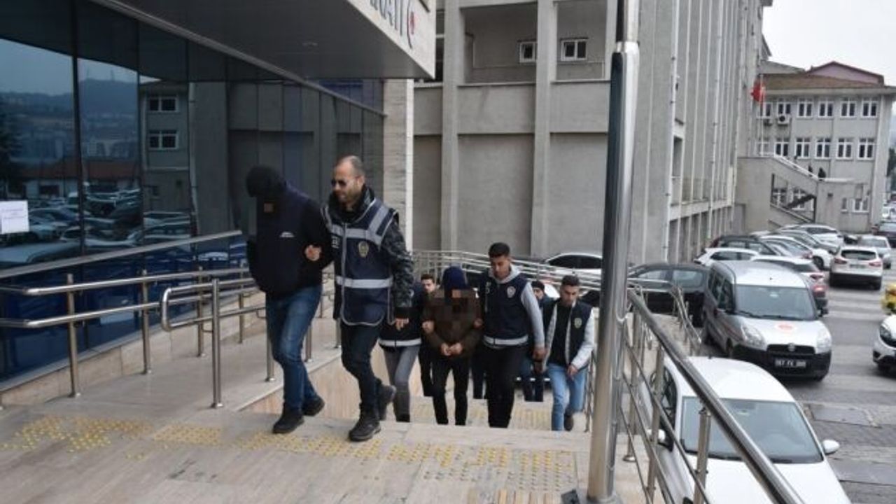 Zonguldak’ta hırsızlık zanlıları yakayı ele verdi: 1 tutuklu