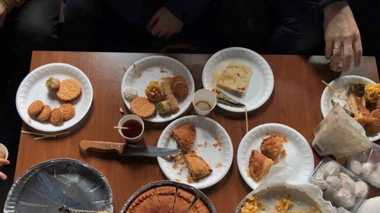 Tatarlar yöresel yemeklerini yapıp bir araya geldi