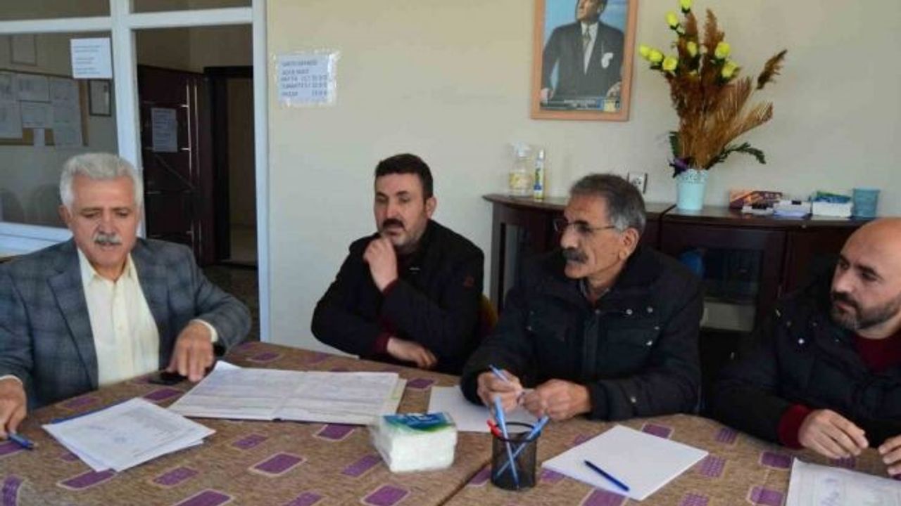 Varto’yu Güzelleştirme Kültür ve Dayanışma Derneği Başkanı Beyazgül güven tazeledi