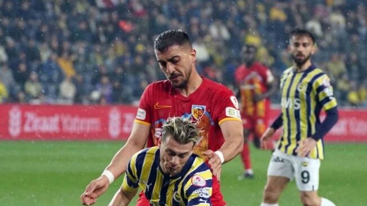 Ziraat Türkiye Kupası: Fenerbahçe: 2 - Kayserispor: 1 (İlk yarı)