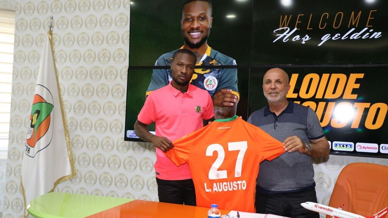 Çaykur Rizespor, Augusto'yu Kadrosuna Katıyor