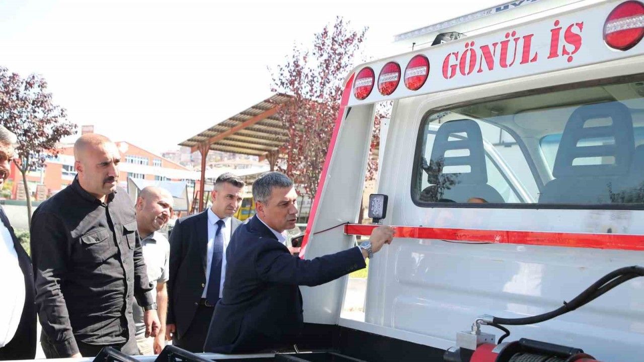 Gölbaşı Belediye Başkanı Şimşek, otobüs şoförleriyle bir araya geldi