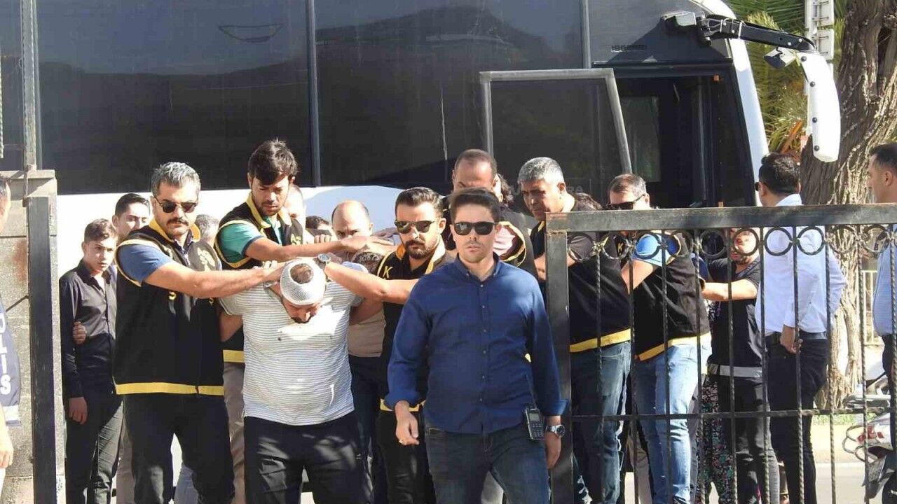 Kilis’te polise mukavemette bulunan 10 şüpheliden 1’i tutuklandı