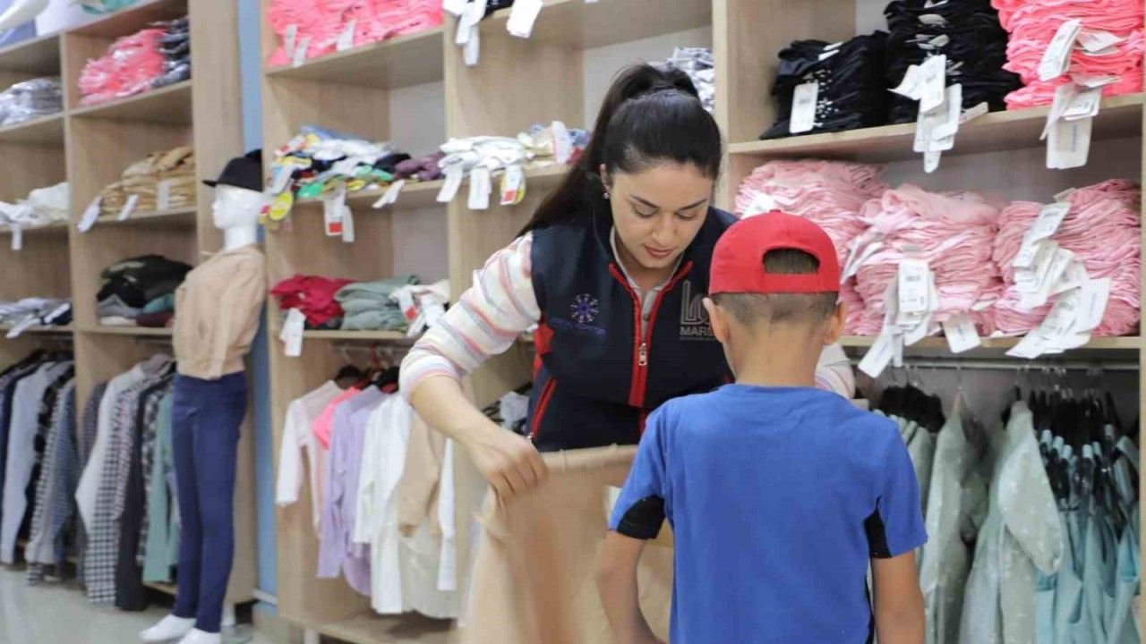 Mardin’de ihtiyaç sahibi ailelere giysi yardımı