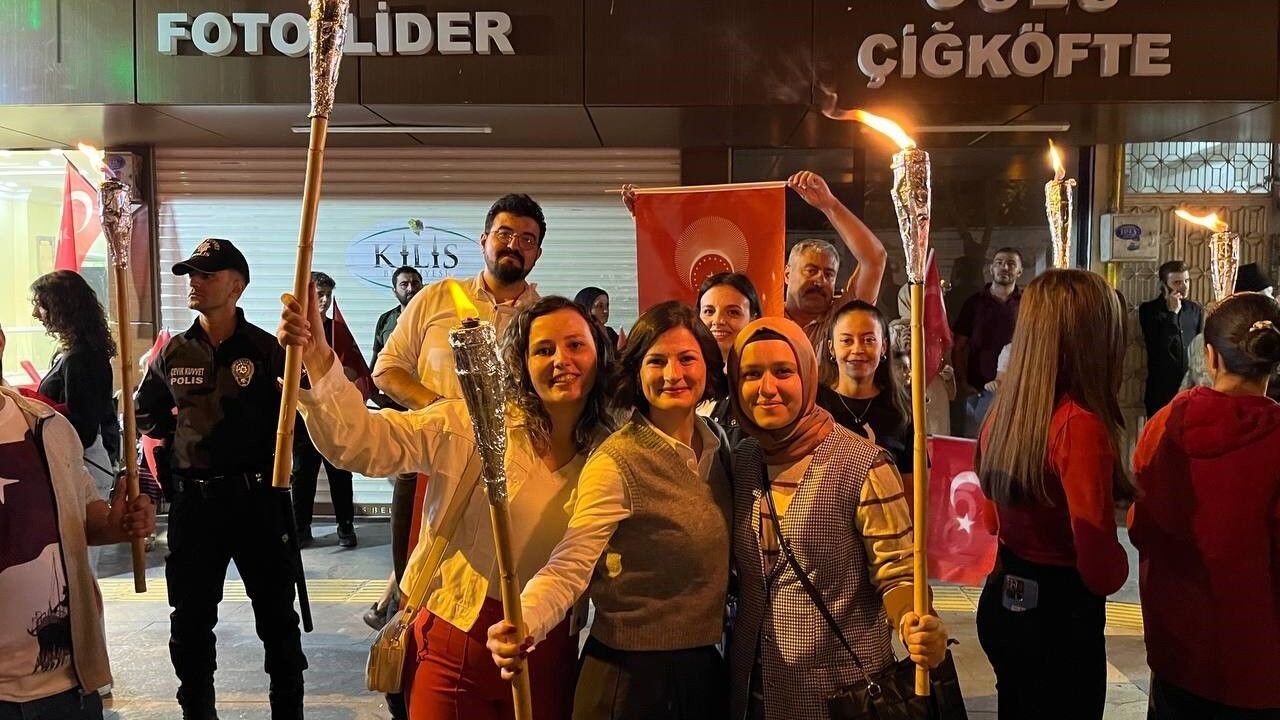 Kilis’te fener alayı düzenlendi