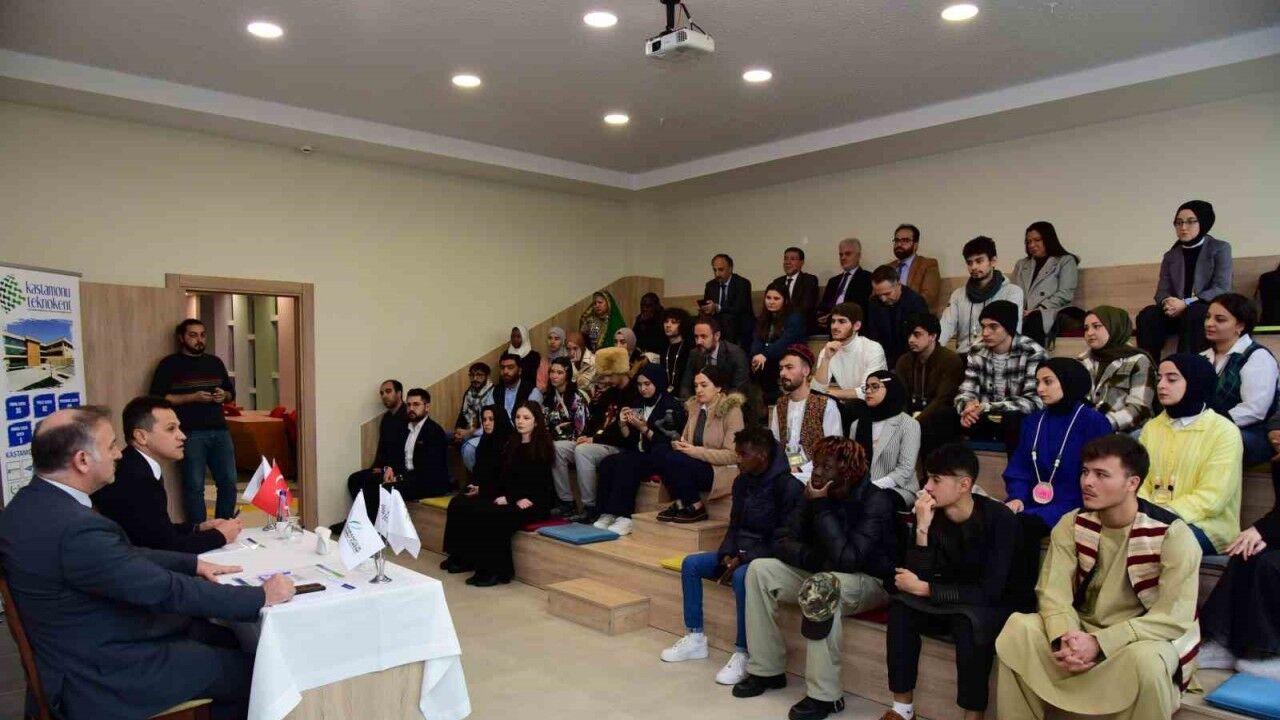 “Uluslararası Öğrenci Olmak” çalıştayına Kastamonu Üniversitesi ev sahipliği yaptı