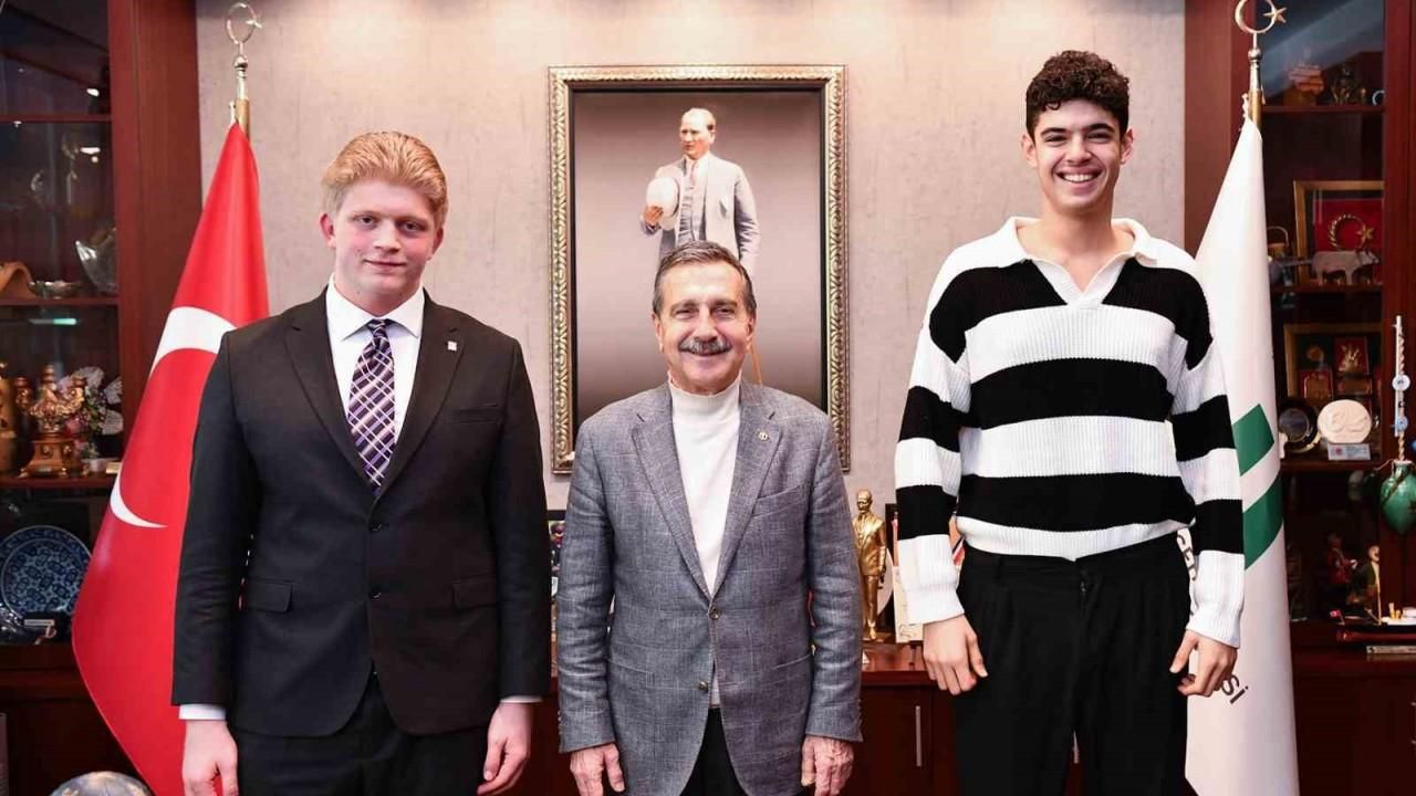 Başkan Ataç Berkay Gezgin ile buluştu